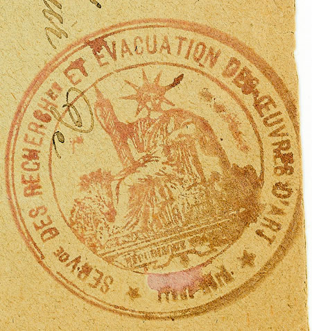 Déesse assise recherche et évacuation des oeuvres d'art