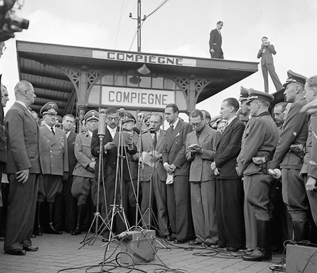 Discours de Pierre Laval à Compègne pour vanter "la relève"