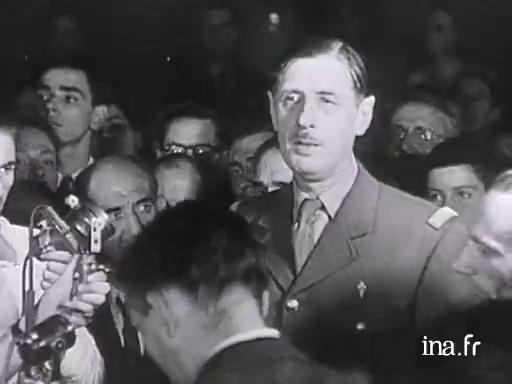 De Gaulle à l'hôtel de ville