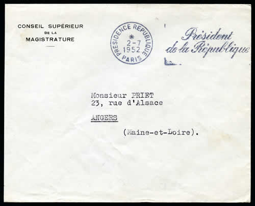 OMEC Présidence de la république flamme à droite