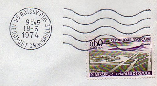 OMEC lignes ondulées à droite Roissy CDG