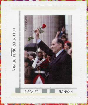 Timbre autocollant Mitterrand