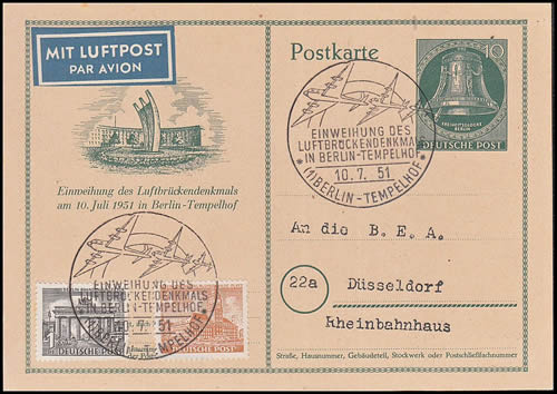 Inauguration du monument au pont-aérien