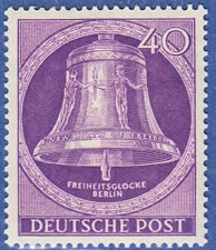 cloche battant au centre