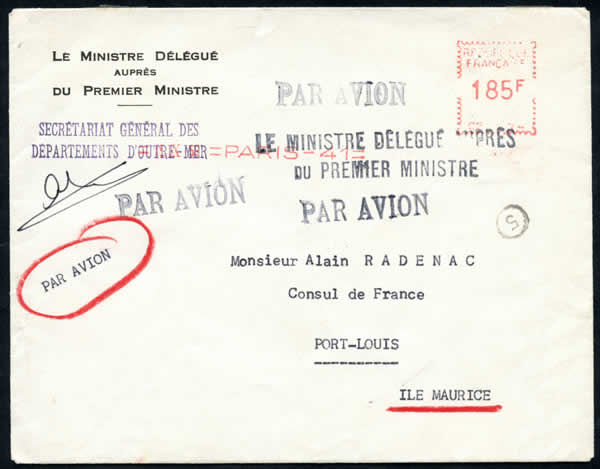 Ministre Délégué auprès du Premier ministre DOM TOM