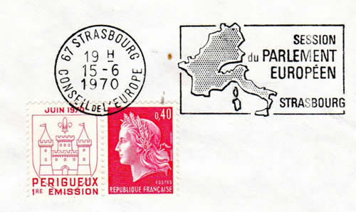 OMEC session du Parlement à droite Bureau du CE