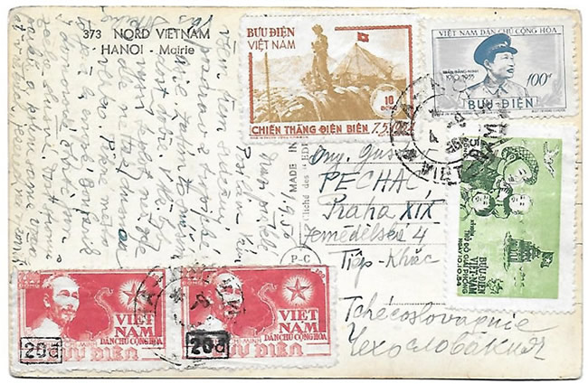 Carte postale pour Prague affranchie avec 2 timbres surchargés 20d
